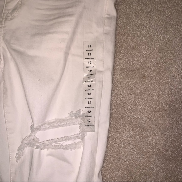 American Eagle White High-Rise Jeggings - Picture 3 of 6